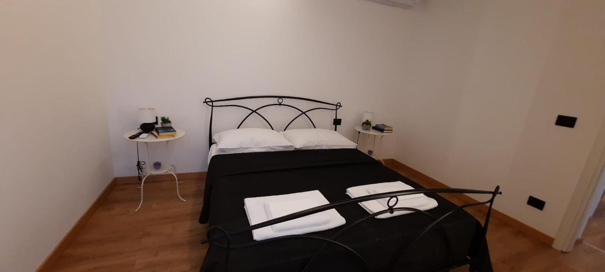 Il Girasole Apartment Genoa Bagian luar foto