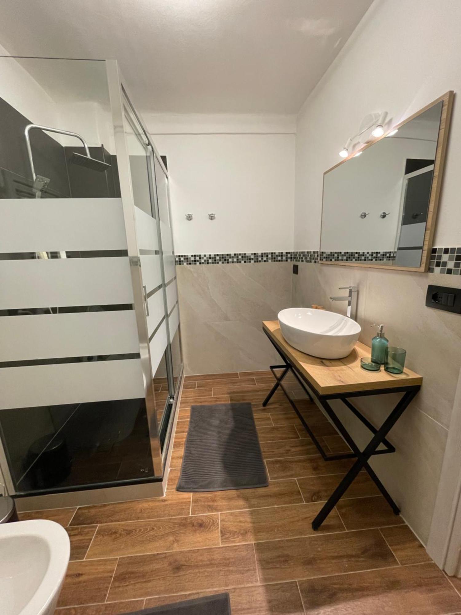 Il Girasole Apartment Genoa Bagian luar foto